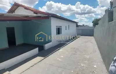 Casa com 3 quartos à venda no Jardim Guanabara, Goiânia 