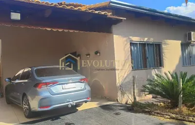 Casa com 3 quartos à venda na Rua Presidente George Washington, 7, Jardim Presidente, Goiânia