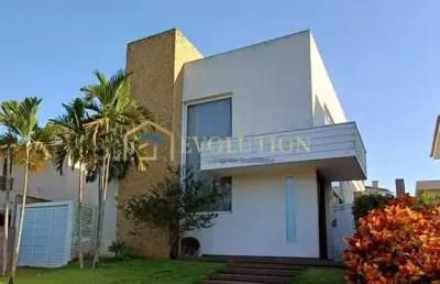Sobrado a venda com 4 quartos, 3 suítes no condomínio fechado no jardins atenas, goiânia/go