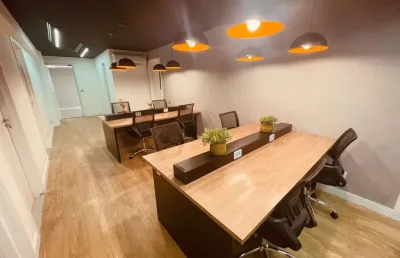 Sala comercial em edifício em centro, petrópolis/rj
