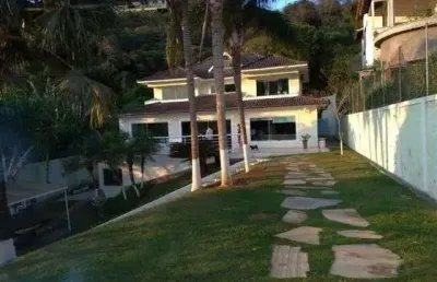 Casa com 4 quartos para alugar na Ferradura, Armação dos Búzios 