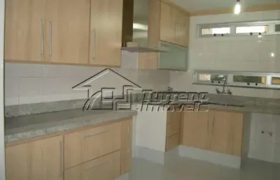 Amplo apartamento na vila adyana - 210 m² - 3 vagas