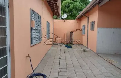 Casa térrea no vista verde, próximo a praça arborizada!