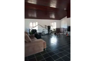Amplo sobrado no jardim satélite em são josé dos campos