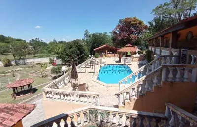 Chácara em jacareí com 2 casas em excelente localização