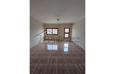 Casa com ótima localização na zona sul de são josé dos campos