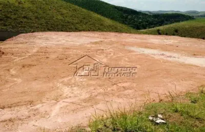 Terreno com 1.382m² em condomínio fechado em são josé dos campos
