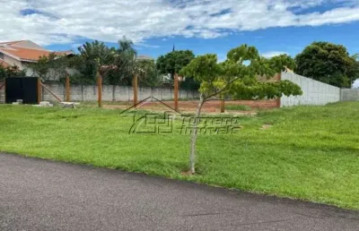 Excelente terreno em condomínio de alto padrão em jacareí
