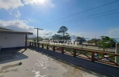 Apartamentos e salas comerciais frente a praia da maranduba