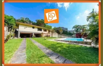 Casa com 4 quartos à venda na Avenida Getúlio Vargas, 1750, Quitandinha, Petrópolis