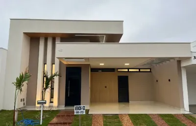 Casa em condomínio fechado à venda no Grand Ville, Uberlândia 