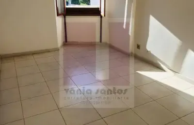Apto de 2 dorms. centro de taubaté. todo reformado.