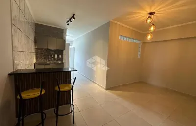 Kit 01 dorm. 40mts, centro boqueirão. praia grande sp.