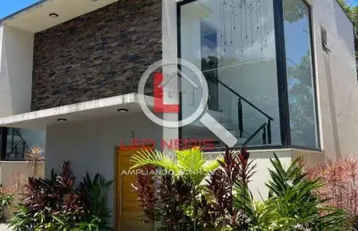 Casa em condomínio fechado próximo a praia de boissucanga.
