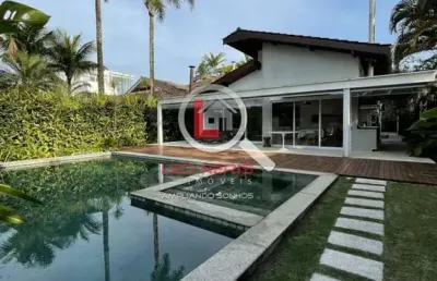 Para à venda com 5 quartos  200.00 m2 no bairro baleia, são sebastião -