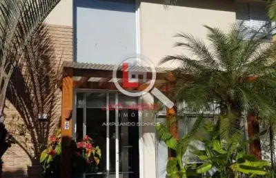 Casa em condomínio fechado praia da baleia. locação