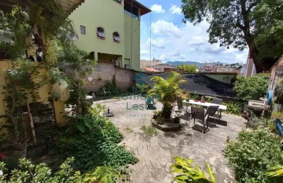 Casa com 2 quartos à venda na Rua São Marcos, Sagrada Família, Belo Horizonte