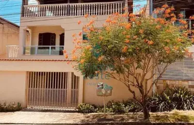 Casa com 4 quartos à venda na Rua Paulo José da Silva, Vitória, Belo Horizonte