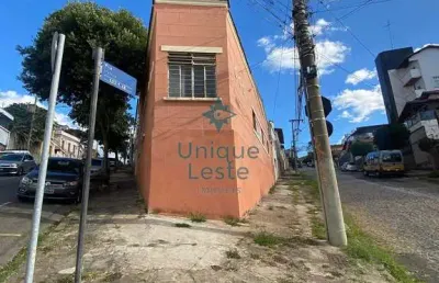Casa com 3 quartos à venda na Rua Itajubá, Floresta, Belo Horizonte