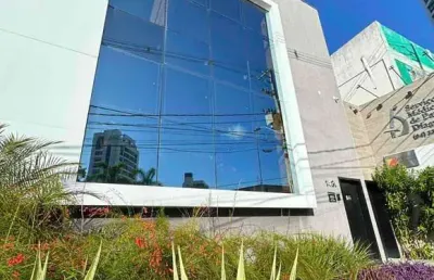 Sala comercial para alugar na Rua Ângelo Varela, 1481, Tirol, Natal