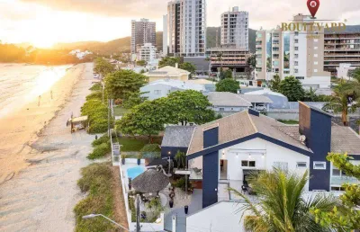 Casa à beira mar com 7 dormitórios à venda, 360 m² por r$ 8.400.000 - perequê - porto belo/sc
