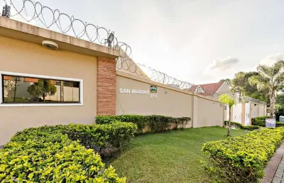 Barreirinha, sobrado em condomínio semi-mobiliado, - san marino, churrasqueira, 2 vagas estacioname