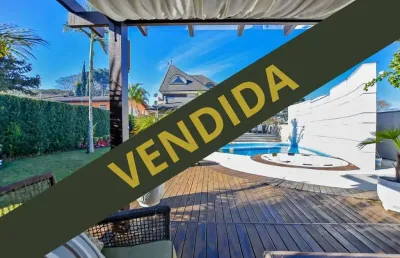 Jardim social, casa 648m², com guarita, 4 quartos sendo 3 suítes, 3 vagas, piscina, curitiba, pr