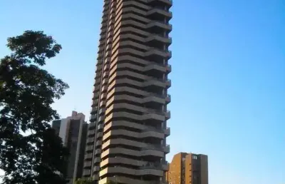 Agua verde, ed. royal garden, 04 suítes com hidro, 05 vagas de garagem, 808m²privativos, à venda, c