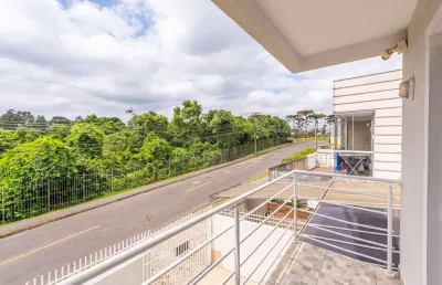 Cachoeira, sobrado de frente para rua, localização privilegiada, 104 metros privativos, 3 quartos,
