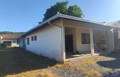 Casa com 2 quartos à venda na Rua 1610 Pedro A.l. Madeira, 919, Balneário Estrelas, Itapoá