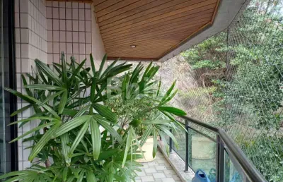 Excelente apartamento de 4 quartos reformado  na  lagoa