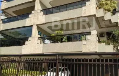 Cobertura linear à venda na rua rogério karp - 5ª quadra da praia com vista livre e terraço de 95m²