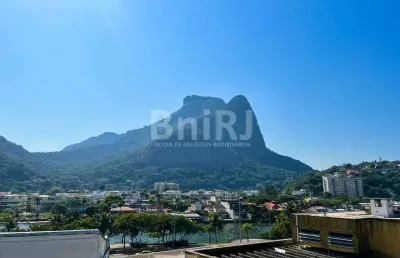 Vendo maravilhosa cobertura duplex com piscina e churrasqueira no jardim oceânico com 280m2, 2 vagas, 4 quartos (2 suites) barra rio de janeiro - rj
