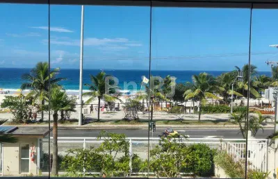 Excelente apartamento frontal mar na avenida do pepê!