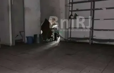 Centro- loja av. passos- já locada- atenção investidor