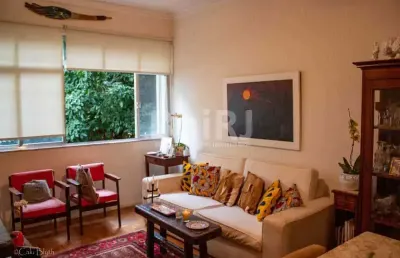 3 quartos no humaitá - primeiro andar agradável com vista das árvores.