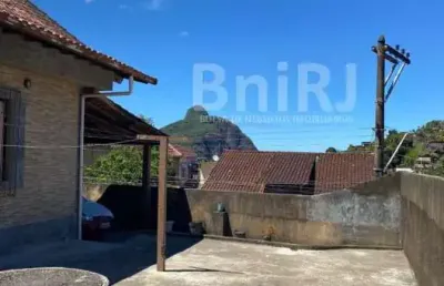 Chácara flora - propriedade com duas casas no terreno