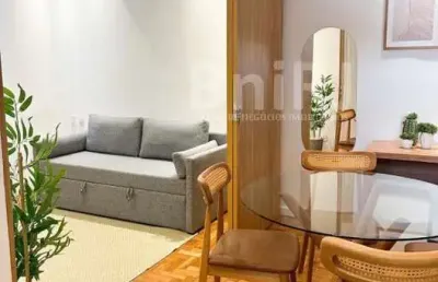 Apartamento reformado,mobiliado, 1 quarto ,1 vaga em ipanema