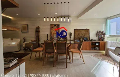 Cobertura triplex, 3 quartos sendo 2 suites, puro charme, totalmente reformada, acabamento primoroso.