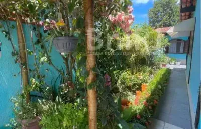 Chave clique vende: casa exclusiva no condomínio dos astros. pontinha, araruama. conforto, espaço e lazer em um só lugar!