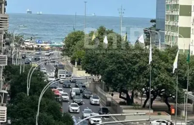 Vendo lindissimo apartamento  reformadíssimo com vista lateral mar e montaha em copacabana rio de janeiro rj