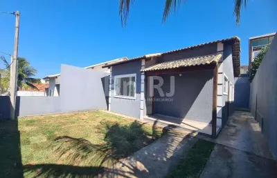 Linda casa linear e independente em condomínio fechado - são pedro da aldeia