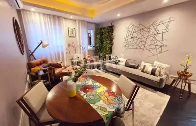 Belíssimo apartamento 2 quartos impecavel com vaga,  na melhor rua do leblon!