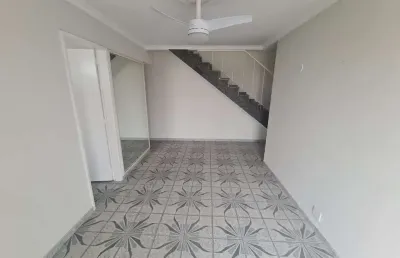 Cobertura!!!!  duplex com 2 quartos, vaga escriturada livre e 2 áreas externas em ramos