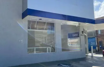 Oportunidade única no centro de mongaguá – loja de esquina disponível!