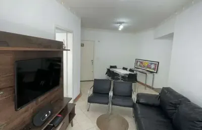 Apartamento mobiliado alto padrão a 100m da praia do forte  | segurança total
