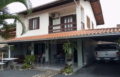 Casa com 3 quartos à venda no Centro, Penha 
