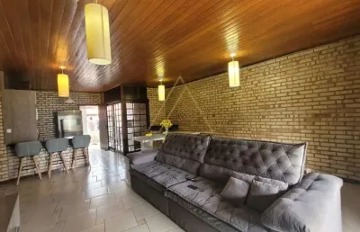 Casa com 2 quartos à venda no Centro, Penha 