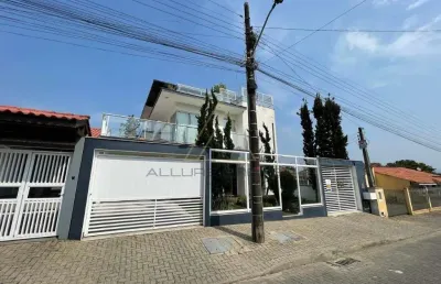 Triplex no centro de piçarras com flat no ultimo andar!