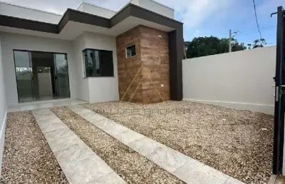 Casa em fase de acabamento no itacolomi em balneario piçarras.